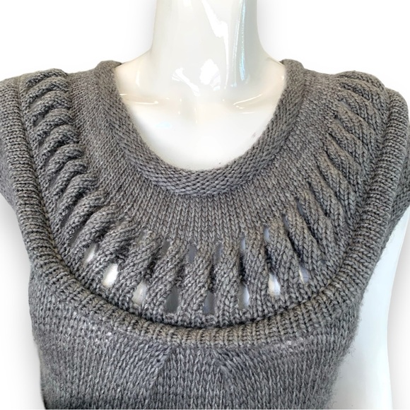 N .C MODA GREY KNIT SLEEVELESS SWEATER DRESS. WOMEN’S SIZE S/M - Picture 5 of 7